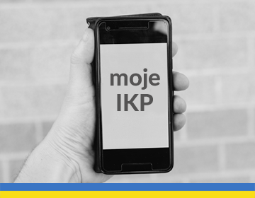 telefon z aplikacją mojeIKP dla obywateli Ukrainy